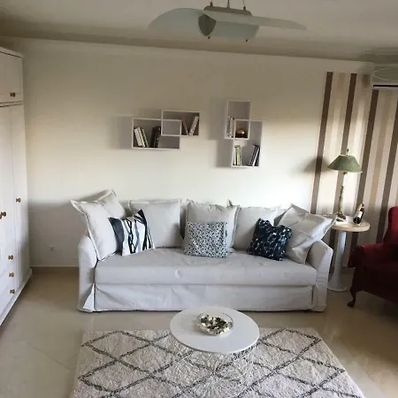 Apartment Delfin Apartmanhaz Balatonfured